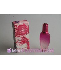Escada - sexy graffiti