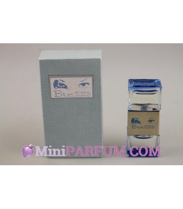 Blue eyes by Rampage