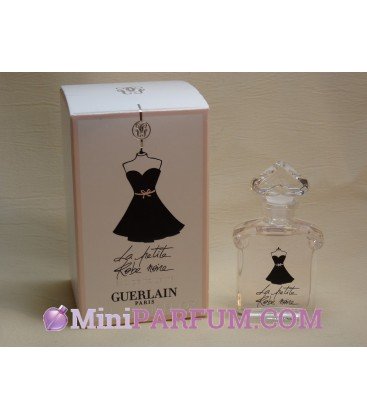La petite robe noire